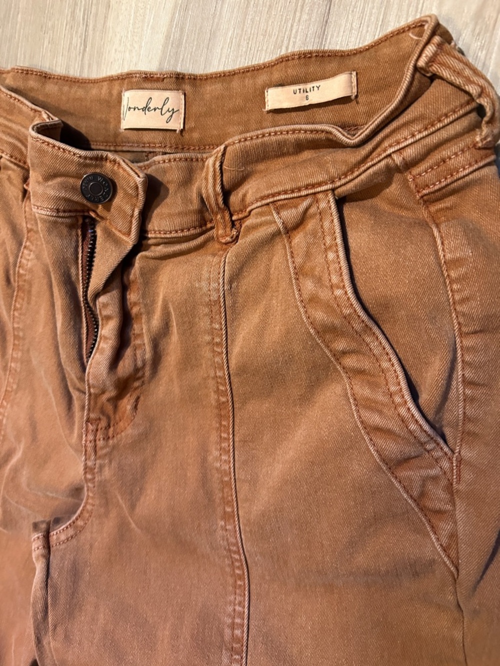 Wonderly women’s Rust Brown Cargo Utility Pants - Picture 3 of 7